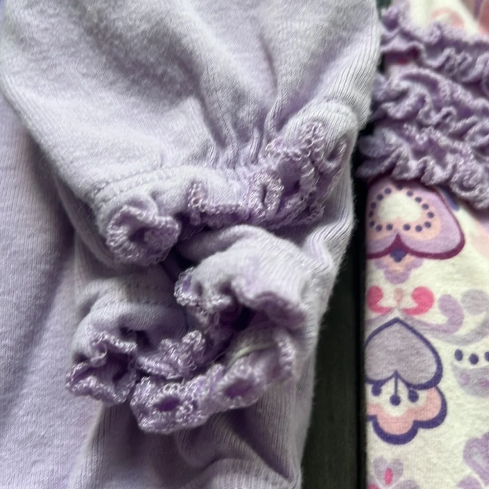 Vitamins baby girl Long sleeve onesie, with matching ruffled bottom leggings